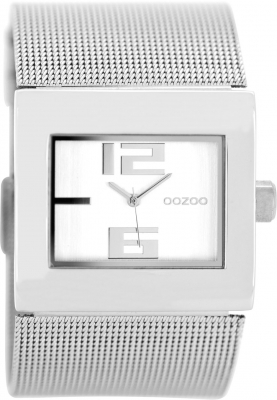 Oozoo Armbanduhr mit Milanaise Metallband und Dornschließe 39 MM Silberfarben Matt C2361